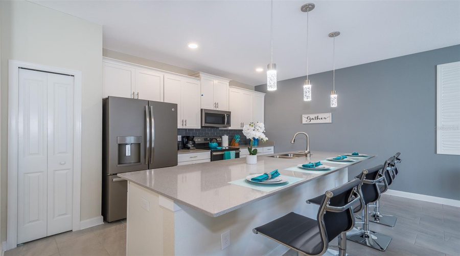 KISSIMMEE, Florida 34746, 4 Bedrooms Bedrooms, ,3 BathroomsBathrooms,Residential,For Sale,LOVE STOREY,0,MFRS5141195