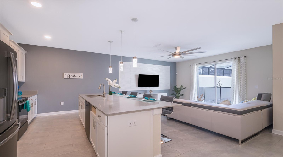 KISSIMMEE, Florida 34746, 4 Bedrooms Bedrooms, ,3 BathroomsBathrooms,Residential,For Sale,LOVE STOREY,0,MFRS5141195