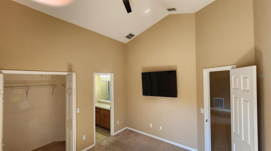 KISSIMMEE, Florida 34746, 4 Bedrooms Bedrooms, ,2 BathroomsBathrooms,Residential,For Sale,EAGLE CANYON,0,MFRO6371133