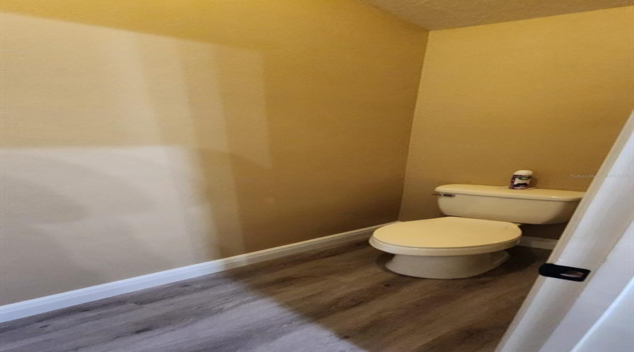 KISSIMMEE, Florida 34746, 4 Bedrooms Bedrooms, ,2 BathroomsBathrooms,Residential,For Sale,EAGLE CANYON,0,MFRO6371133