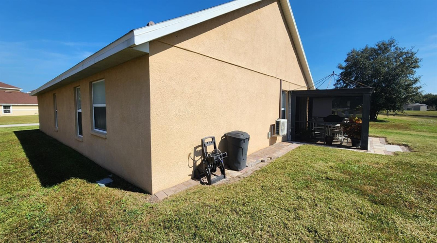 KISSIMMEE, Florida 34746, 4 Bedrooms Bedrooms, ,2 BathroomsBathrooms,Residential,For Sale,EAGLE CANYON,0,MFRO6371133