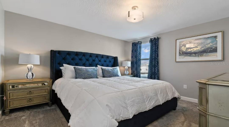 DAVENPORT, Florida 33896, 8 Bedrooms Bedrooms, ,5 BathroomsBathrooms,Residential,For Sale,MAIDSTONE,0,MFRO6371401