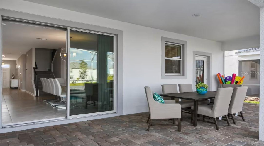 DAVENPORT, Florida 33896, 8 Bedrooms Bedrooms, ,5 BathroomsBathrooms,Residential,For Sale,MAIDSTONE,0,MFRO6371401