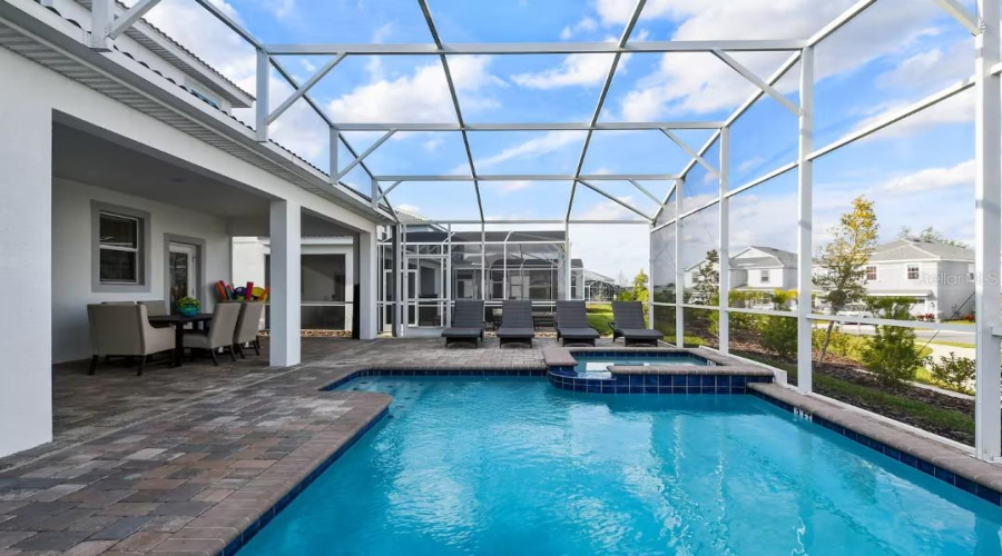 DAVENPORT, Florida 33896, 8 Bedrooms Bedrooms, ,5 BathroomsBathrooms,Residential,For Sale,MAIDSTONE,0,MFRO6371401