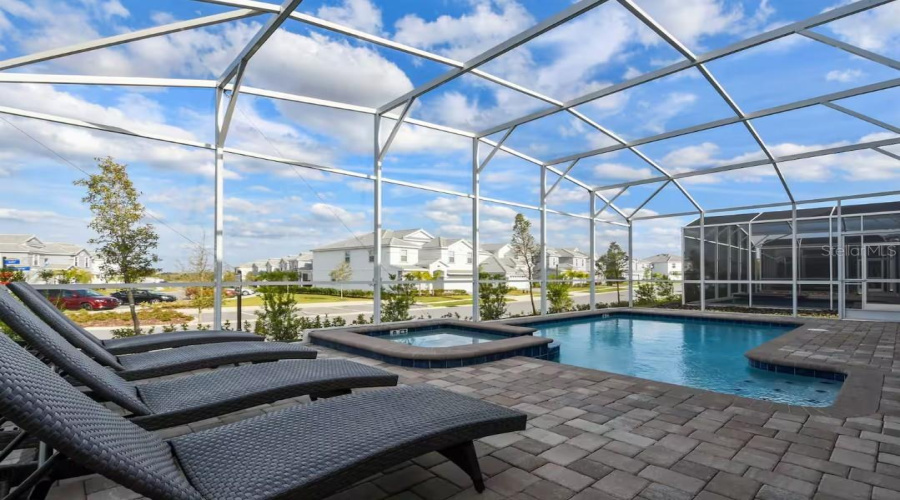 DAVENPORT, Florida 33896, 8 Bedrooms Bedrooms, ,5 BathroomsBathrooms,Residential,For Sale,MAIDSTONE,0,MFRO6371401