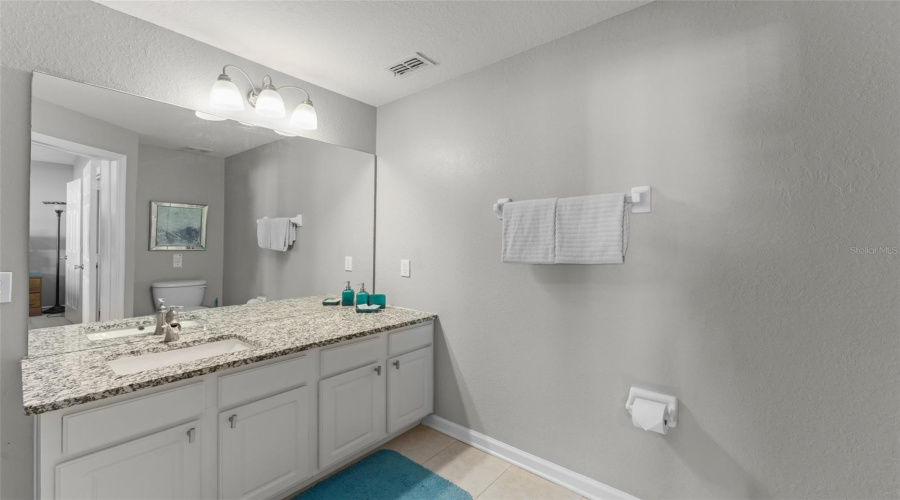 KISSIMMEE, Florida 34747, 3 Bedrooms Bedrooms, ,3 BathroomsBathrooms,Residential,For Sale,SIR KAUFMANN,0,MFRO6371332