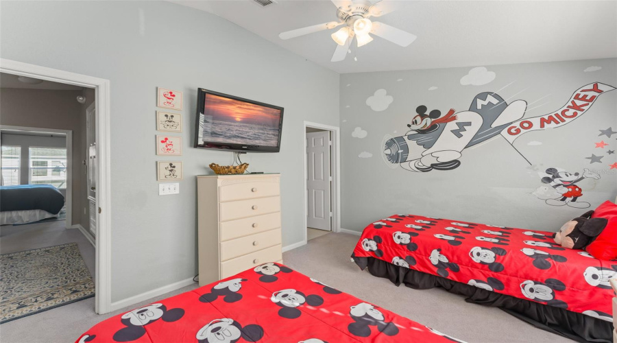 KISSIMMEE, Florida 34747, 3 Bedrooms Bedrooms, ,3 BathroomsBathrooms,Residential,For Sale,SIR KAUFMANN,0,MFRO6371332