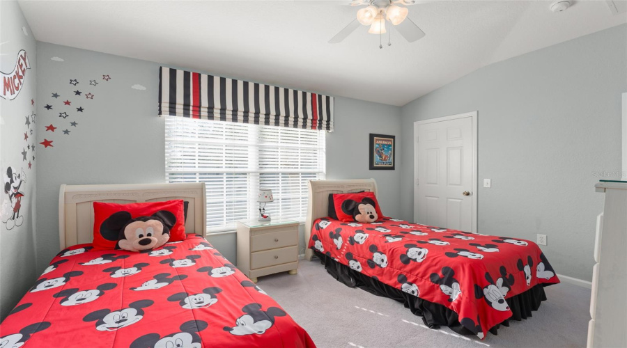 KISSIMMEE, Florida 34747, 3 Bedrooms Bedrooms, ,3 BathroomsBathrooms,Residential,For Sale,SIR KAUFMANN,0,MFRO6371332