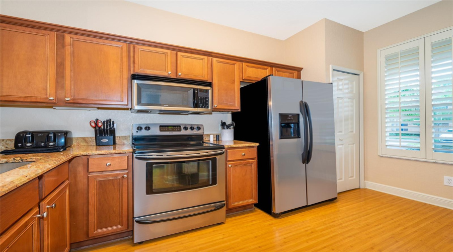 DAVENPORT, Florida 33897, 4 Bedrooms Bedrooms, ,3 BathroomsBathrooms,Residential,For Sale,CALABRIA,0,MFRO6371302