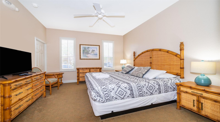 DAVENPORT, Florida 33897, 4 Bedrooms Bedrooms, ,3 BathroomsBathrooms,Residential,For Sale,CALABRIA,0,MFRO6371302