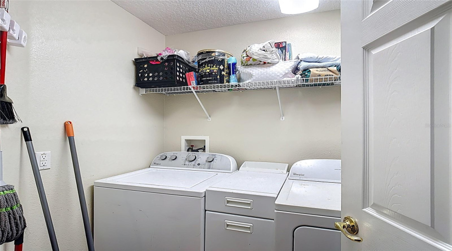 KISSIMMEE, Florida 34746, 3 Bedrooms Bedrooms, ,2 BathroomsBathrooms,Residential,For Sale,CUMBRIAN LAKES,0,MFRO6371530