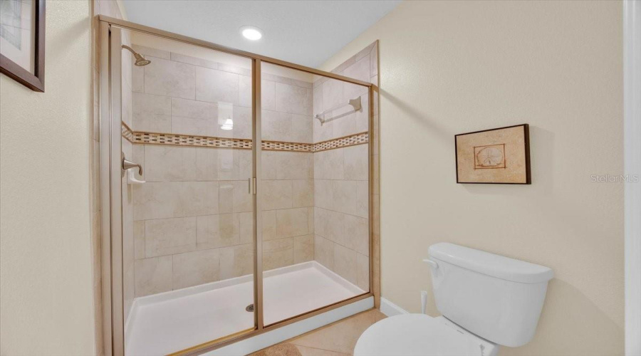 DAVENPORT, Florida 33896, 7 Bedrooms Bedrooms, ,5 BathroomsBathrooms,Residential,For Sale,SHADOW MOUNTAIN,0,MFRO6371595