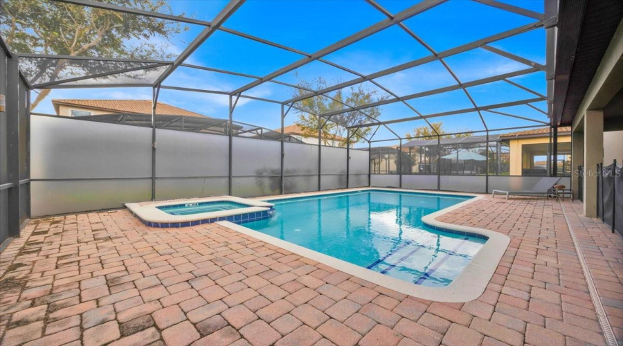 DAVENPORT, Florida 33896, 7 Bedrooms Bedrooms, ,5 BathroomsBathrooms,Residential,For Sale,SHADOW MOUNTAIN,0,MFRO6371595