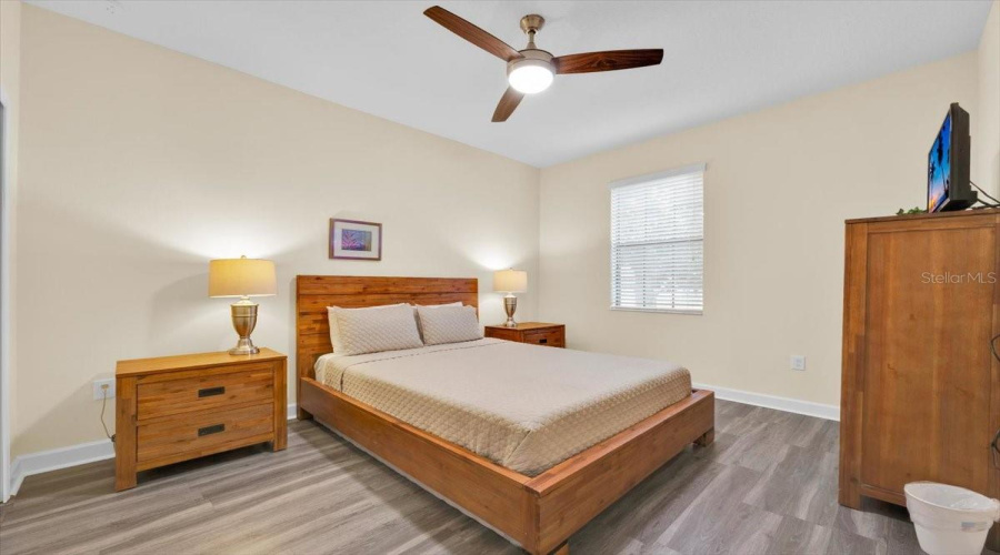 DAVENPORT, Florida 33896, 7 Bedrooms Bedrooms, ,5 BathroomsBathrooms,Residential,For Sale,SHADOW MOUNTAIN,0,MFRO6371595