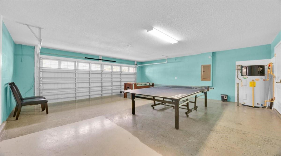 DAVENPORT, Florida 33896, 7 Bedrooms Bedrooms, ,5 BathroomsBathrooms,Residential,For Sale,SHADOW MOUNTAIN,0,MFRO6371595