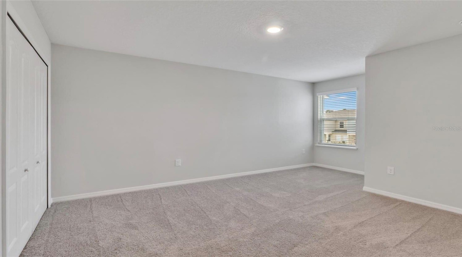 KISSIMMEE, Florida 34746, 3 Bedrooms Bedrooms, ,2 BathroomsBathrooms,Residential,For Sale,CORAL CASTLE,0,MFRS5141210