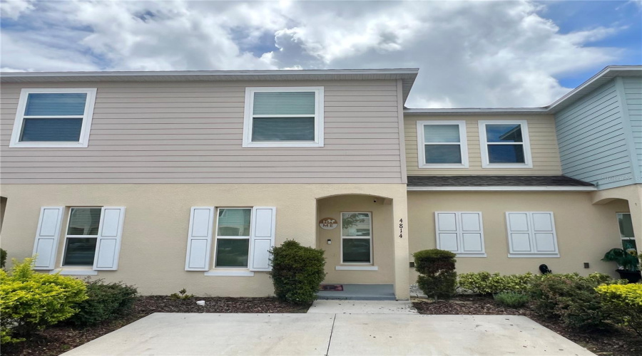 KISSIMMEE, Florida 34746, 3 Bedrooms Bedrooms, ,2 BathroomsBathrooms,Residential,For Sale,CORAL CASTLE,0,MFRS5141210