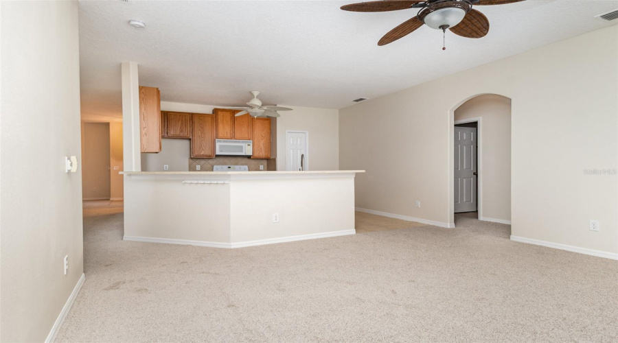 DAVENPORT, Florida 33837, 3 Bedrooms Bedrooms, ,2 BathroomsBathrooms,Residential,For Sale,KNOLLWOOD,0,MFRO6351235