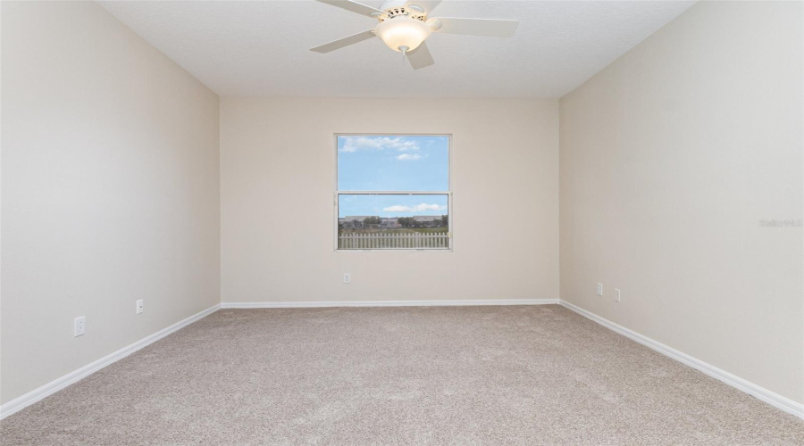 DAVENPORT, Florida 33837, 3 Bedrooms Bedrooms, ,2 BathroomsBathrooms,Residential,For Sale,KNOLLWOOD,0,MFRO6351235