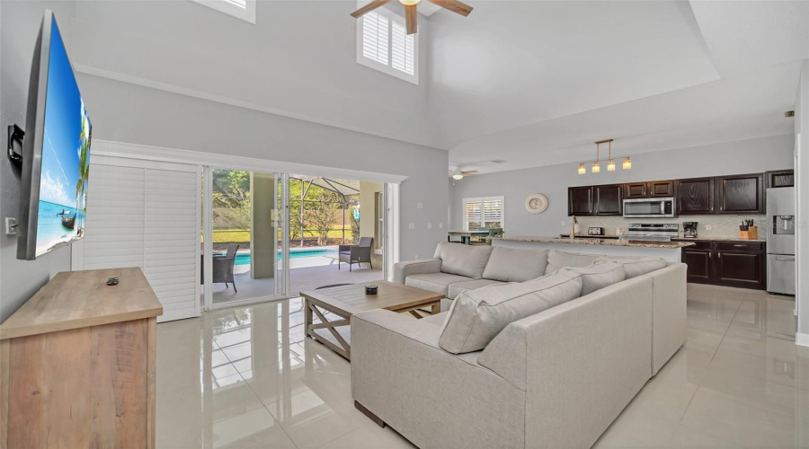 DAVENPORT, Florida 33897, 5 Bedrooms Bedrooms, ,4 BathroomsBathrooms,Residential,For Sale,HIGHGATE PARK,0,MFRO6371363