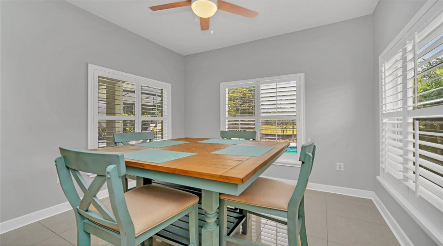 DAVENPORT, Florida 33897, 5 Bedrooms Bedrooms, ,4 BathroomsBathrooms,Residential,For Sale,HIGHGATE PARK,0,MFRO6371363