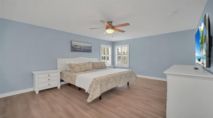 DAVENPORT, Florida 33897, 5 Bedrooms Bedrooms, ,4 BathroomsBathrooms,Residential,For Sale,HIGHGATE PARK,0,MFRO6371363