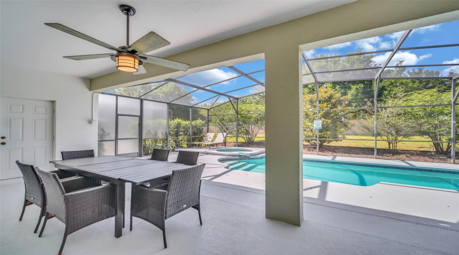 DAVENPORT, Florida 33897, 5 Bedrooms Bedrooms, ,4 BathroomsBathrooms,Residential,For Sale,HIGHGATE PARK,0,MFRO6371363