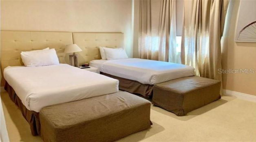 KISSIMMEE, Florida 34747, 4 Bedrooms Bedrooms, ,4 BathroomsBathrooms,Residential,For Sale,RECIFE,0,MFRO6350643