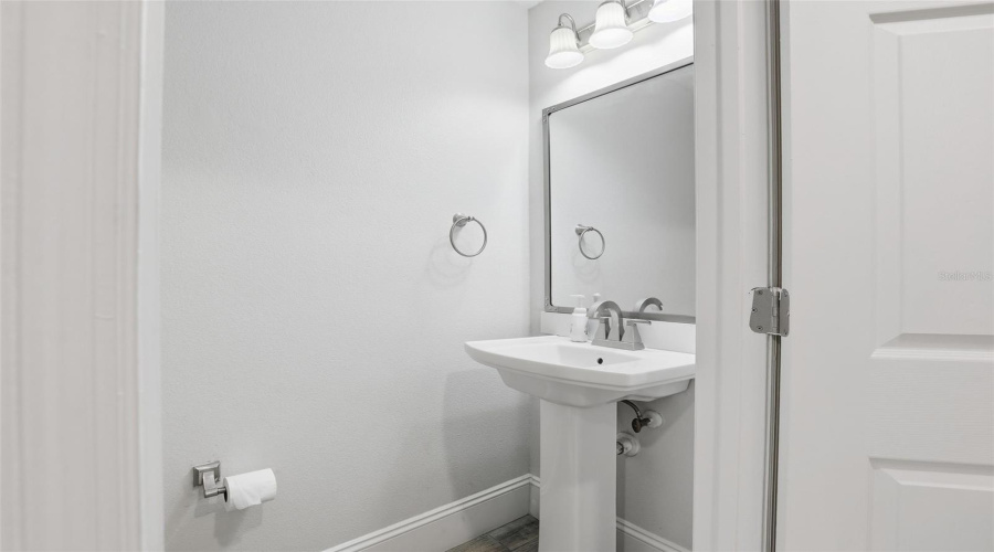 DAVENPORT, Florida 33897, 3 Bedrooms Bedrooms, ,2 BathroomsBathrooms,Residential,For Sale,RONA,0,MFRO6371197