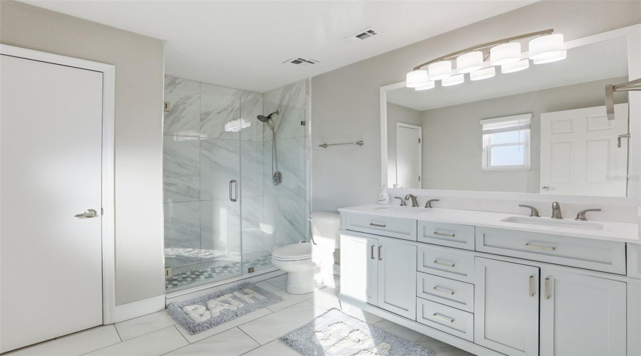 DAVENPORT, Florida 33897, 3 Bedrooms Bedrooms, ,2 BathroomsBathrooms,Residential,For Sale,RONA,0,MFRO6371197