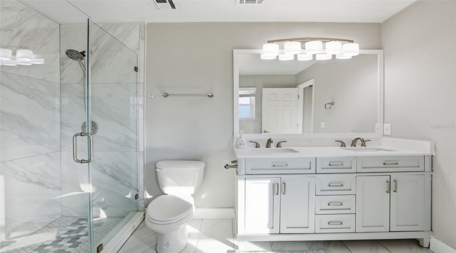 DAVENPORT, Florida 33897, 3 Bedrooms Bedrooms, ,2 BathroomsBathrooms,Residential,For Sale,RONA,0,MFRO6371197