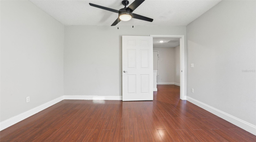 DAVENPORT, Florida 33897, 3 Bedrooms Bedrooms, ,2 BathroomsBathrooms,Residential,For Sale,RONA,0,MFRO6371197