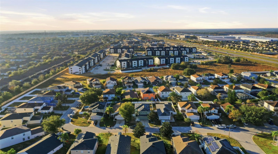 DAVENPORT, Florida 33897, 3 Bedrooms Bedrooms, ,2 BathroomsBathrooms,Residential,For Sale,RONA,0,MFRO6371197