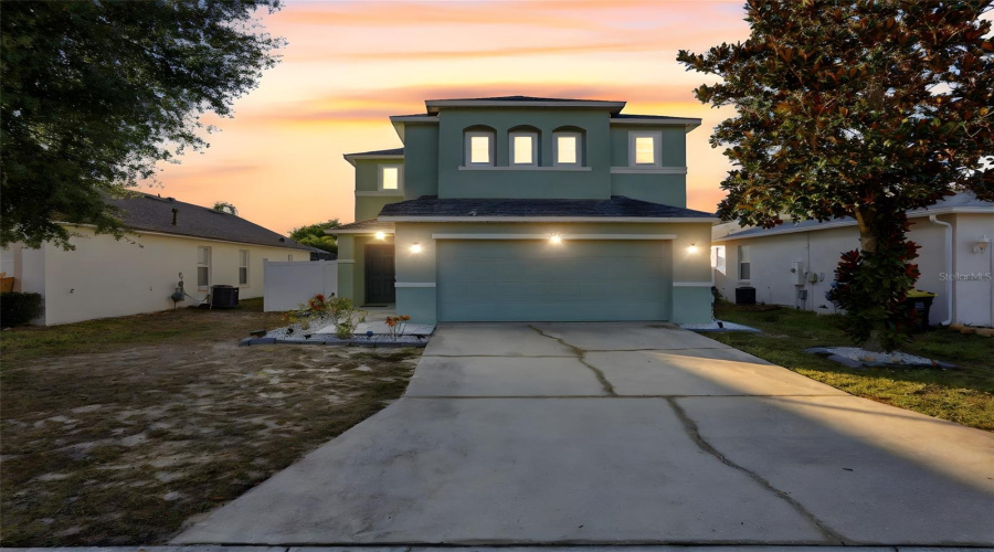 DAVENPORT, Florida 33897, 3 Bedrooms Bedrooms, ,2 BathroomsBathrooms,Residential,For Sale,RONA,0,MFRO6371197