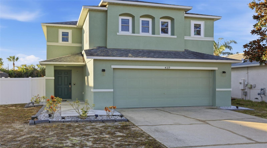 DAVENPORT, Florida 33897, 3 Bedrooms Bedrooms, ,2 BathroomsBathrooms,Residential,For Sale,RONA,0,MFRO6371197