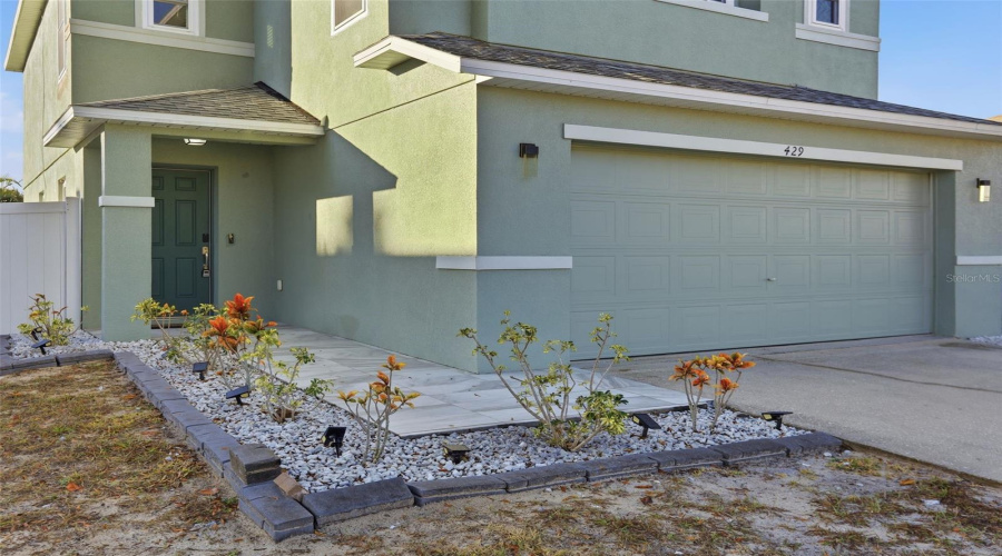 DAVENPORT, Florida 33897, 3 Bedrooms Bedrooms, ,2 BathroomsBathrooms,Residential,For Sale,RONA,0,MFRO6371197