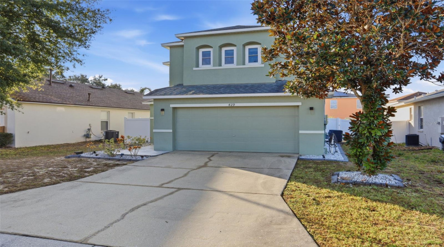 DAVENPORT, Florida 33897, 3 Bedrooms Bedrooms, ,2 BathroomsBathrooms,Residential,For Sale,RONA,0,MFRO6371197