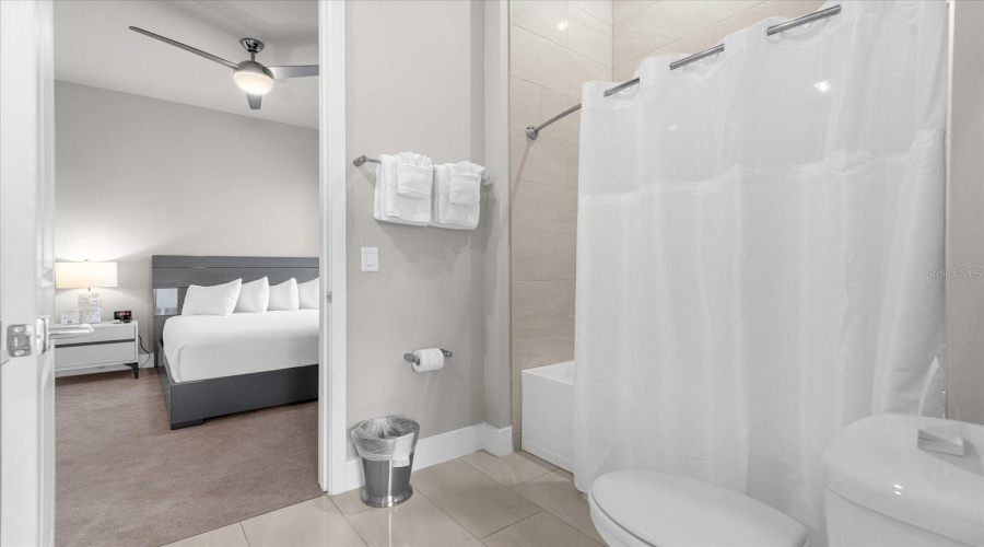 REUNION, Florida 34747, 5 Bedrooms Bedrooms, ,4 BathroomsBathrooms,Residential,For Sale,SANDY RIDGE,0,MFRO6212424