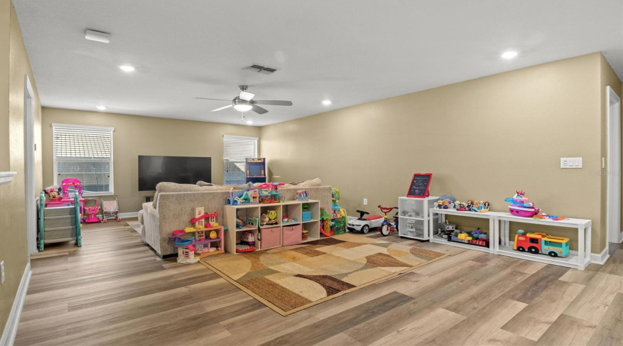 CHAMPIONS GATE, Florida 33896, 5 Bedrooms Bedrooms, ,4 BathroomsBathrooms,Residential,For Sale,OLYMPIC CLUB,0,MFRP4937426