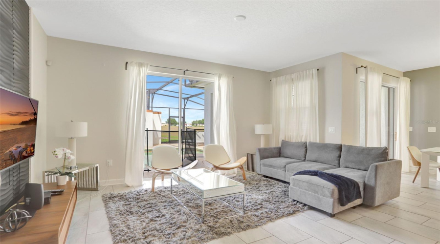 DAVENPORT, Florida 33896, 4 Bedrooms Bedrooms, ,3 BathroomsBathrooms,Residential,For Sale,STINGER,0,MFRO6296192