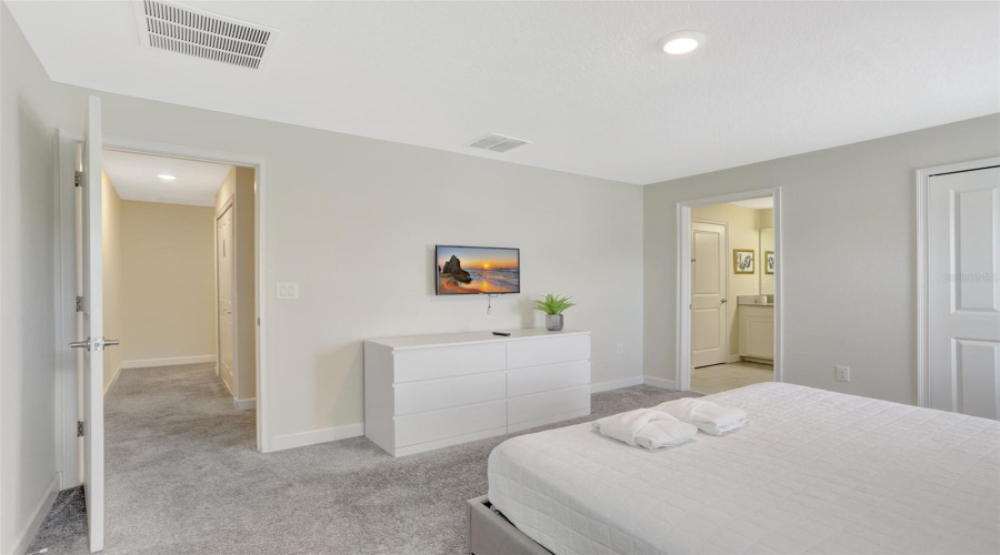 DAVENPORT, Florida 33896, 4 Bedrooms Bedrooms, ,3 BathroomsBathrooms,Residential,For Sale,STINGER,0,MFRO6296192