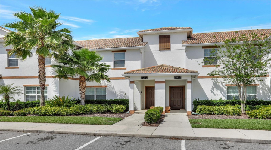 DAVENPORT, Florida 33896, 4 Bedrooms Bedrooms, ,3 BathroomsBathrooms,Residential,For Sale,STINGER,0,MFRO6296192