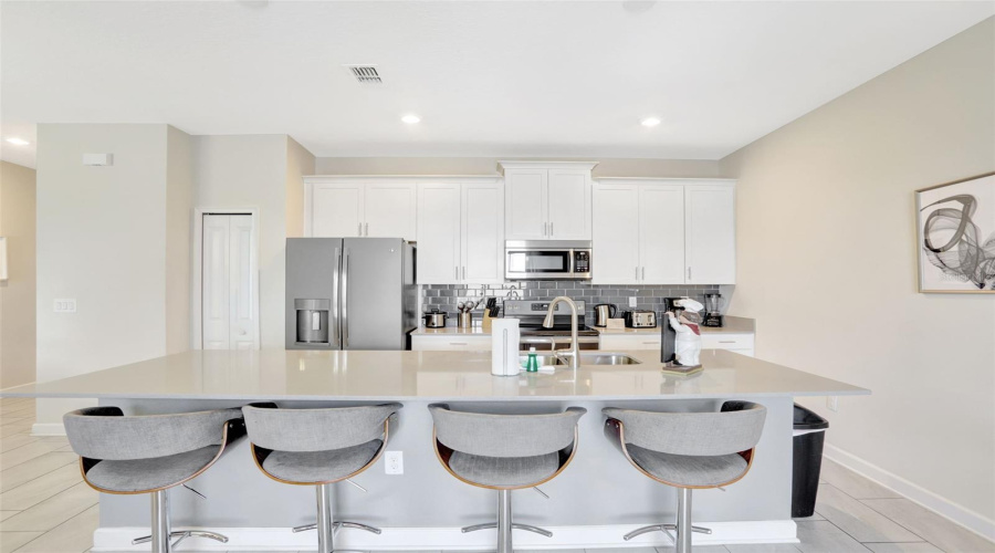 DAVENPORT, Florida 33896, 4 Bedrooms Bedrooms, ,3 BathroomsBathrooms,Residential,For Sale,STINGER,0,MFRO6296192