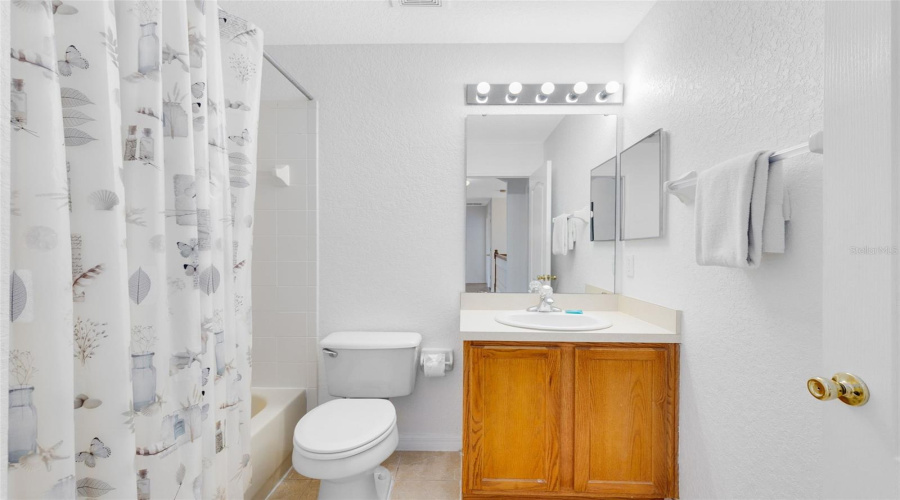 DAVENPORT, Florida 33897, 5 Bedrooms Bedrooms, ,4 BathroomsBathrooms,Residential,For Sale,BIRKDALE,0,MFRO6371520