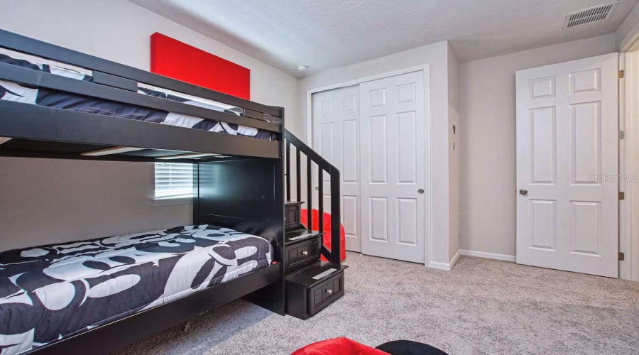 KISSIMMEE, Florida 34747, 9 Bedrooms Bedrooms, ,6 BathroomsBathrooms,Residential,For Sale,SUNSHINE RIDGE,0,MFRO6371288