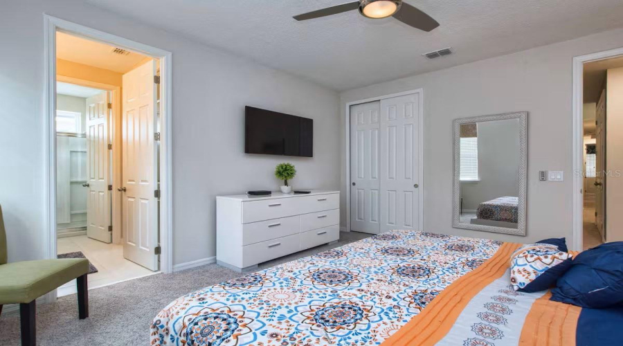 KISSIMMEE, Florida 34747, 9 Bedrooms Bedrooms, ,6 BathroomsBathrooms,Residential,For Sale,SUNSHINE RIDGE,0,MFRO6371288