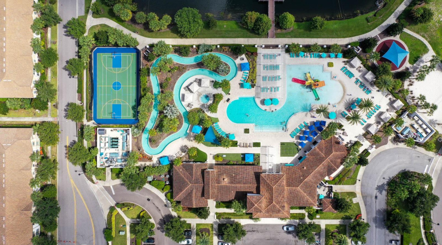 KISSIMMEE, Florida 34747, 5 Bedrooms Bedrooms, ,4 BathroomsBathrooms,Residential,For Sale,MAJORCA DRIVE,0,MFRO6223590