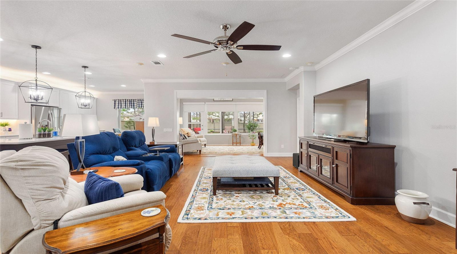 DAVENPORT, Florida 33837, 3 Bedrooms Bedrooms, ,2 BathroomsBathrooms,Residential,For Sale,PALENCIA,0,MFRS5136451