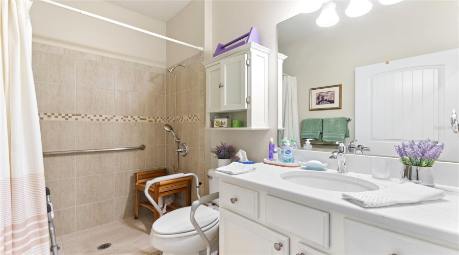 DAVENPORT, Florida 33837, 3 Bedrooms Bedrooms, ,2 BathroomsBathrooms,Residential,For Sale,PALENCIA,0,MFRS5136451