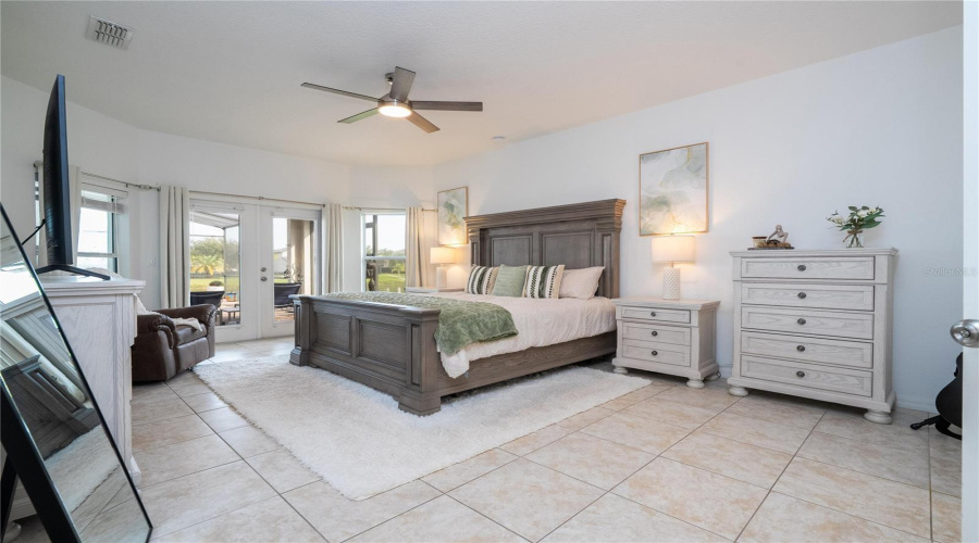 KISSIMMEE, Florida 34746, 5 Bedrooms Bedrooms, ,4 BathroomsBathrooms,Residential,For Sale,EAGLE ISLE,0,MFRO6372078